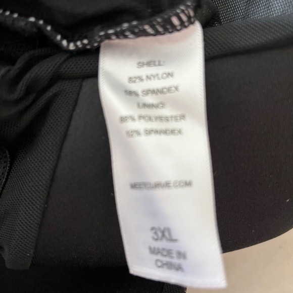 Meet Curve size 3x bathing suit - Picture 9 of 9